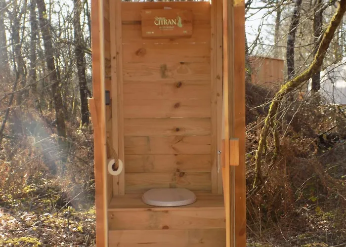 Campismo de Luxo Tente Luxe Avec Jacuzzi Vue 3 *